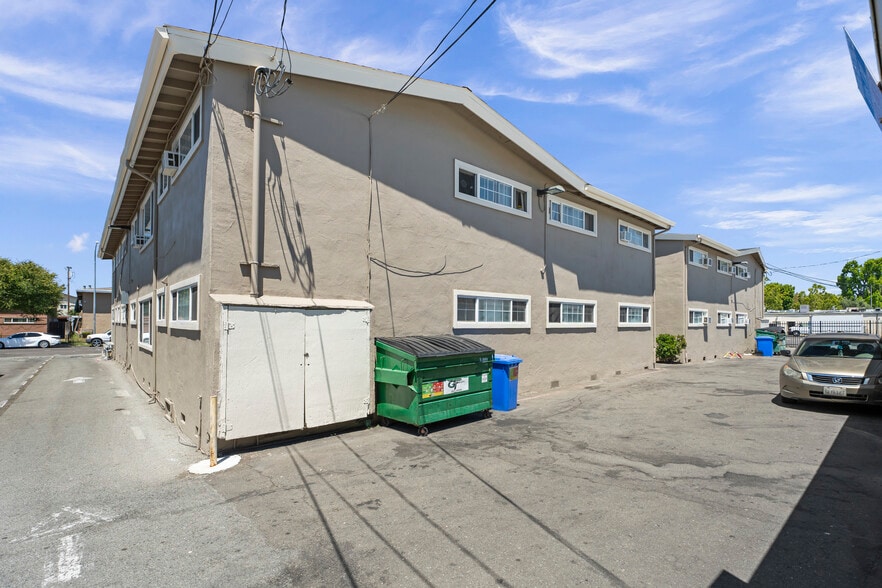 3136 Cadillac Dr, San Jose, CA for sale - Building Photo - Image 2 of 16