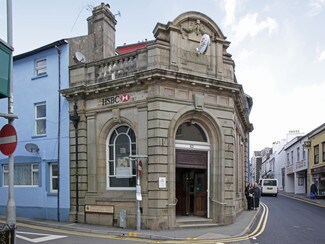 Plus de détails pour 76 Rhosmaen St, Llandeilo - Commerce de détail à vendre