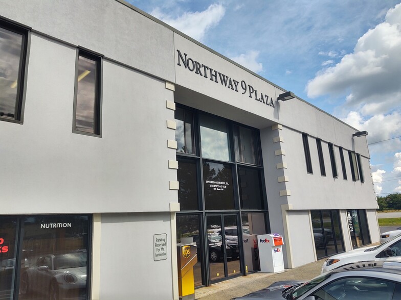 805 Route 146, Clifton Park, NY for lease - Building Photo - Image 2 of 8