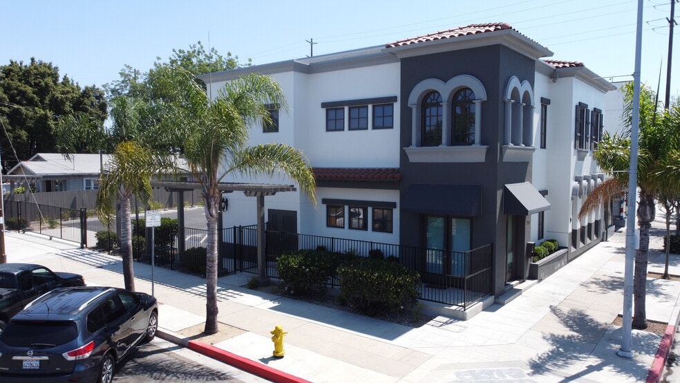2754 Imperial Ave, San Diego, CA for lease - Building Photo - Image 1 of 11