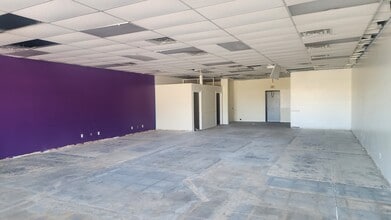 1632-1668 S Church St, Watertown, WI for lease Interior Photo- Image 2 of 7
