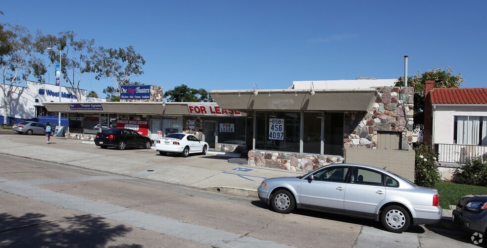 1251-1257 Rosecrans St, San Diego, CA à louer - Photo du bâtiment - Image 3 de 3