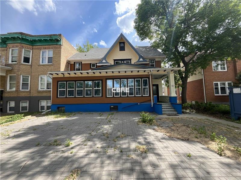 2211 Smith St, Regina, SK for sale Primary Photo- Image 1 of 5