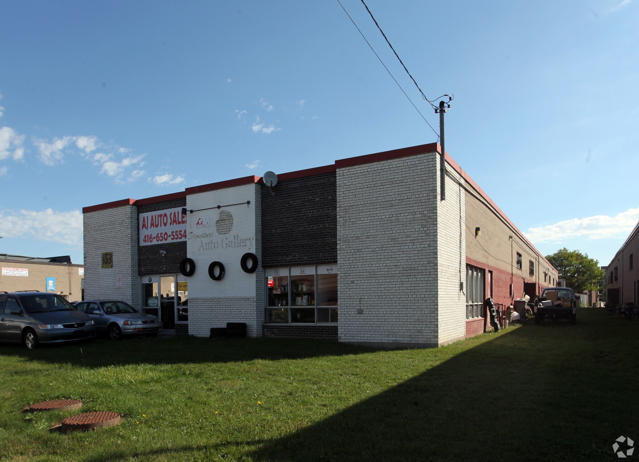 153 Norfinch Dr, Toronto, ON for sale Primary Photo- Image 1 of 1