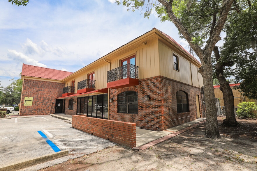 305 SE 2nd Ave, Gainesville, FL for lease - Building Photo - Image 3 of 45