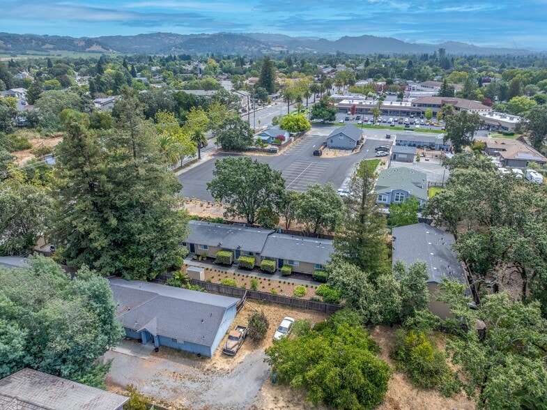 8585 Old Redwood Hwy, Windsor, CA for sale - Building Photo - Image 2 of 9