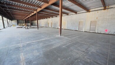 11754 Bellaire Blvd, Houston, TX à louer Photo intérieure- Image 1 de 3