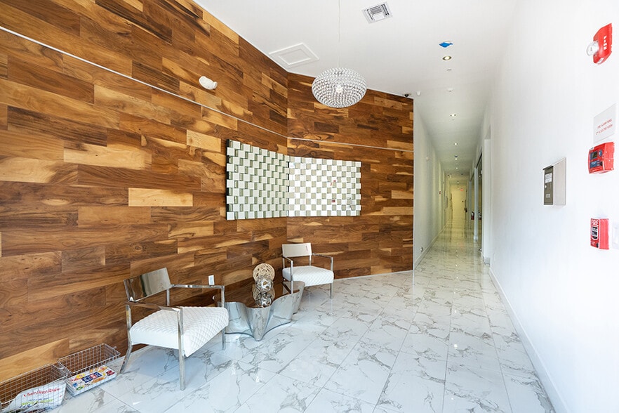 1231 14th St, Miami Beach, FL for lease - Lobby - Image 2 of 27
