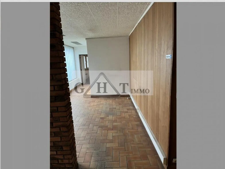 Industrial in Argenteuil for sale - Interior Photo - Image 2 of 6