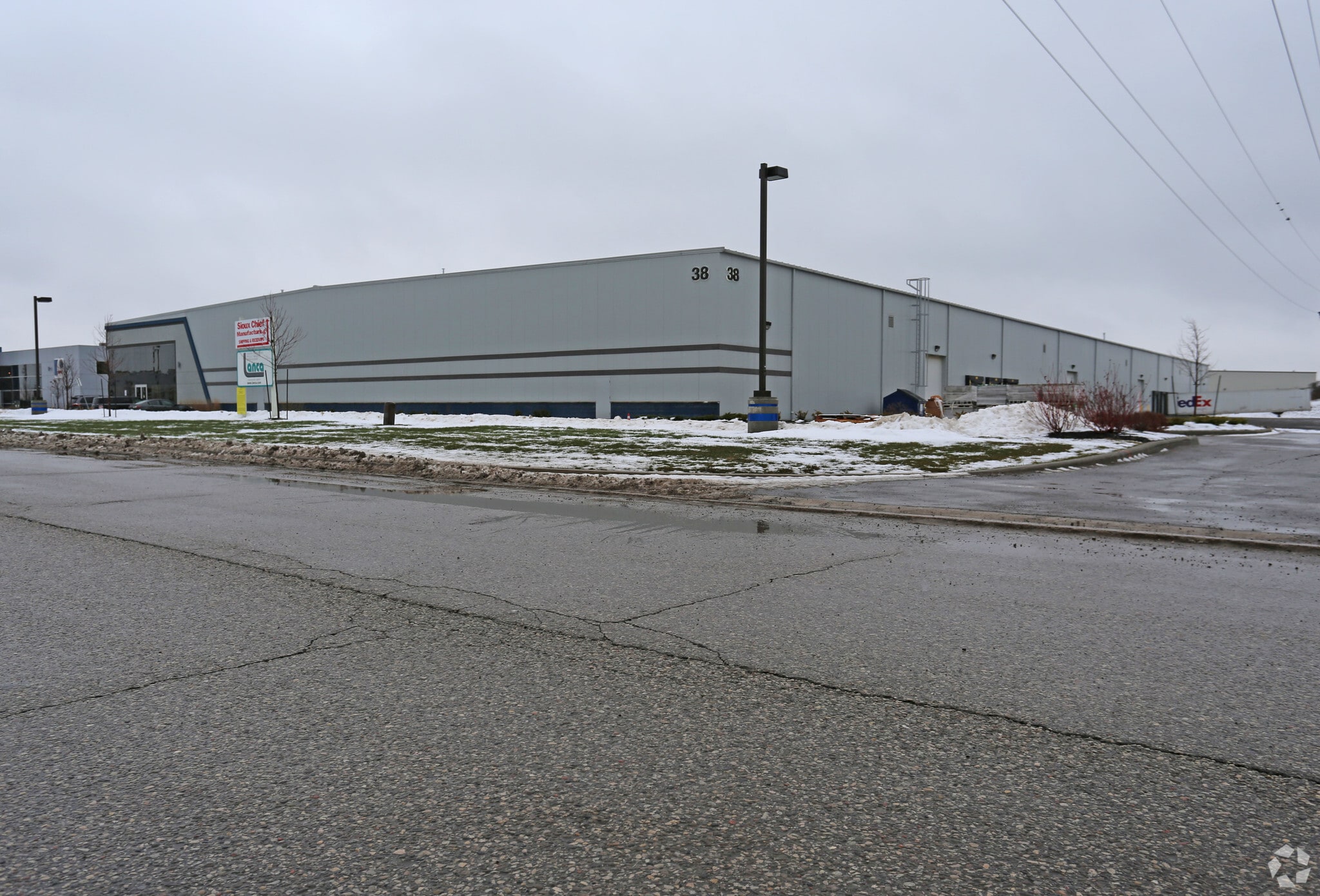 30-98 Bury Ct, Brantford, ON for sale Primary Photo- Image 1 of 1