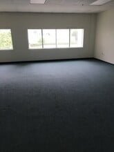 3100 E Cedar St, Ontario, CA à louer Photo intérieure- Image 2 de 4