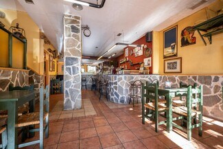 Plus de détails pour Multi-résidentiel à vendre