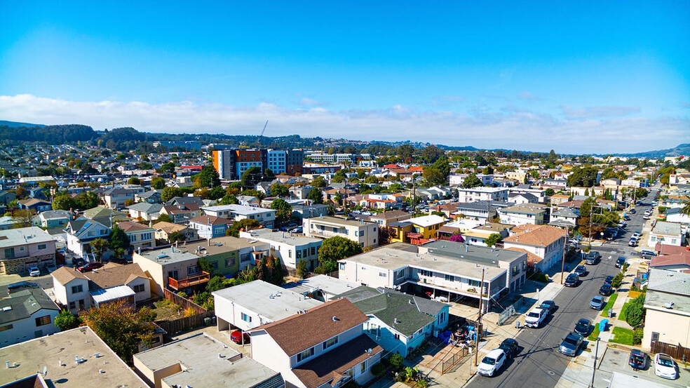 669 Masson Ave, San Bruno, CA à vendre - Photo du bâtiment - Image 2 de 12