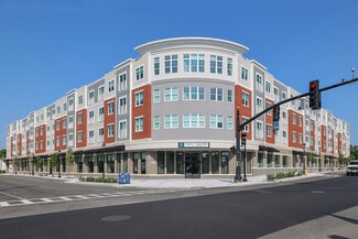 More details for 128 Maple St, Danvers, MA - Retail for Lease