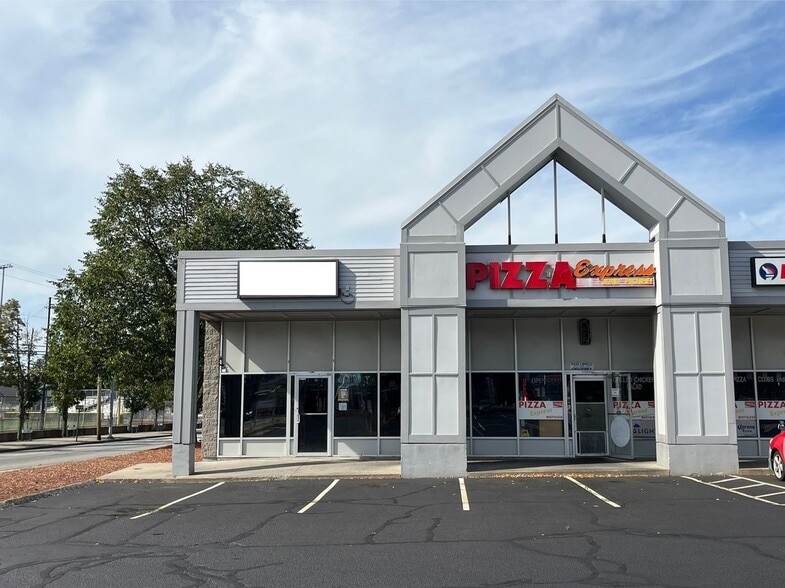 245 Maple St, Manchester, NH for lease - Building Photo - Image 2 of 2