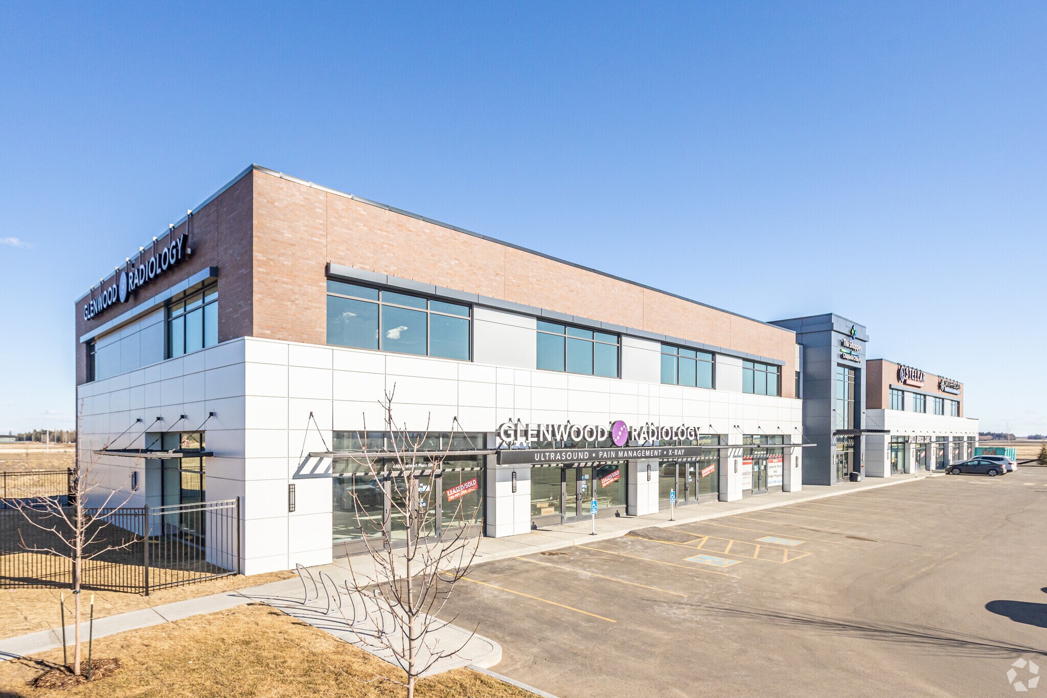 2905 141st St SW, Edmonton, AB à louer Photo du bâtiment- Image 1 de 8