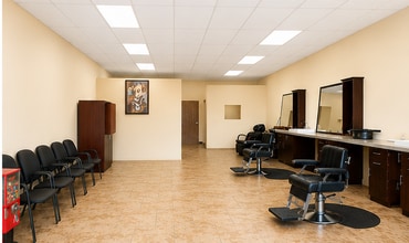 43990 Golf Center Pky, Indio, CA for lease Interior Photo- Image 1 of 1
