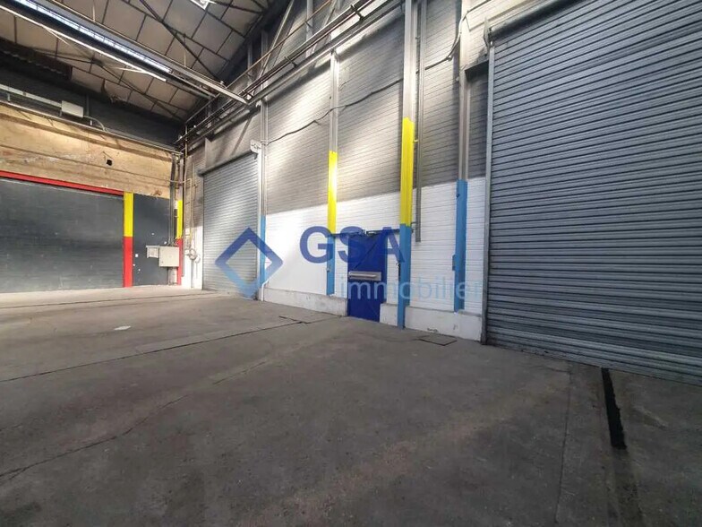 Flex in Corbeil-Essonnes for lease - Interior Photo - Image 3 of 7