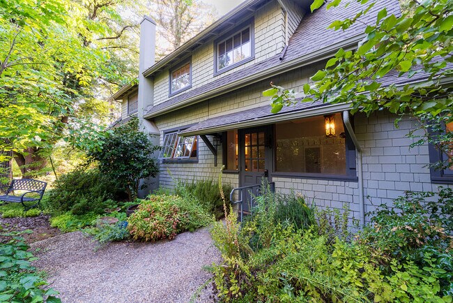 Plus de détails pour 803 Uren St, Nevada City, CA - Multi-résidentiel à vendre