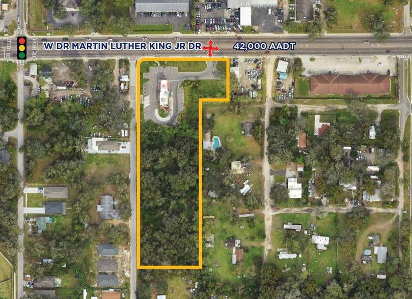 1118 W Dr Martin Luther King Jr Blvd, Seffner, FL for lease - Building Photo - Image 2 of 4