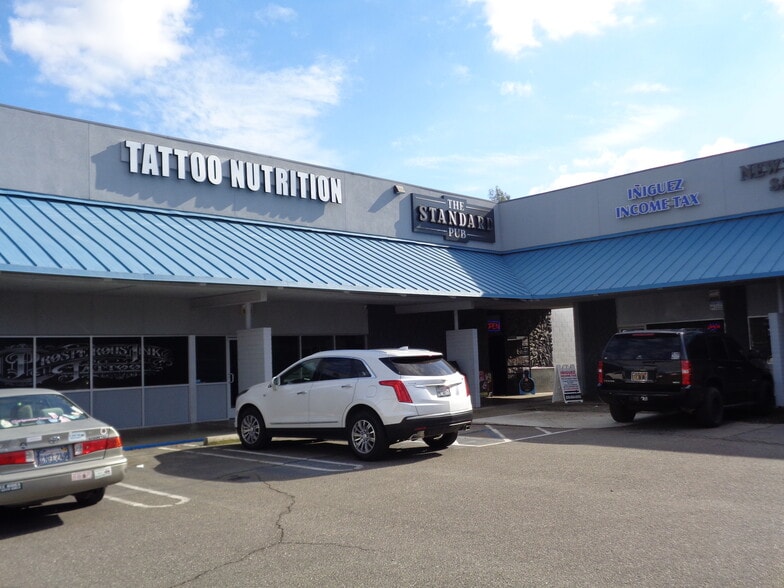 950 Oakdale Rd, Modesto, CA for lease - Building Photo - Image 2 of 12