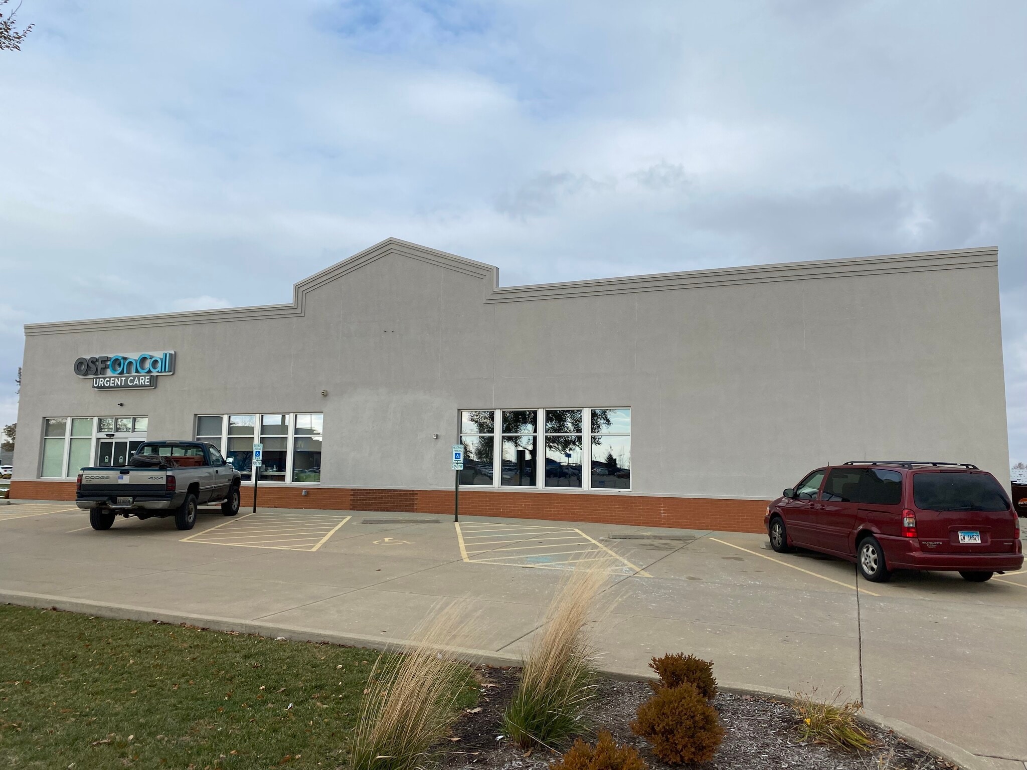 841 Broadmeadow Rd, Rantoul, IL for lease Primary Photo- Image 1 of 18