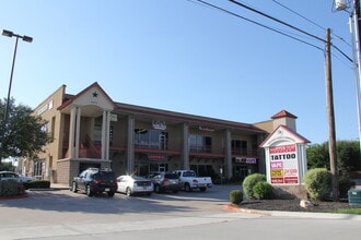 15912 N RR 620, Austin, TX for lease Building Photo- Image 2 of 3