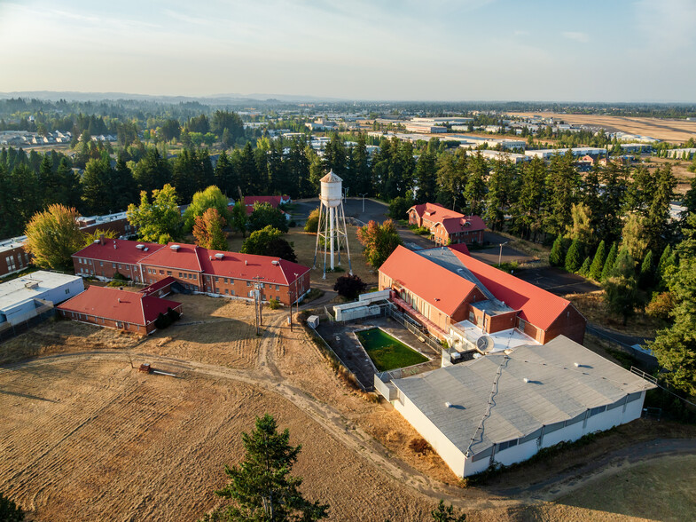 2450 Strong Rd SE, Salem, OR à vendre - Aérien - Image 2 de 10