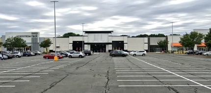 200-380 Grossman Dr, Braintree, MA à louer Photo du bâtiment- Image 1 de 2