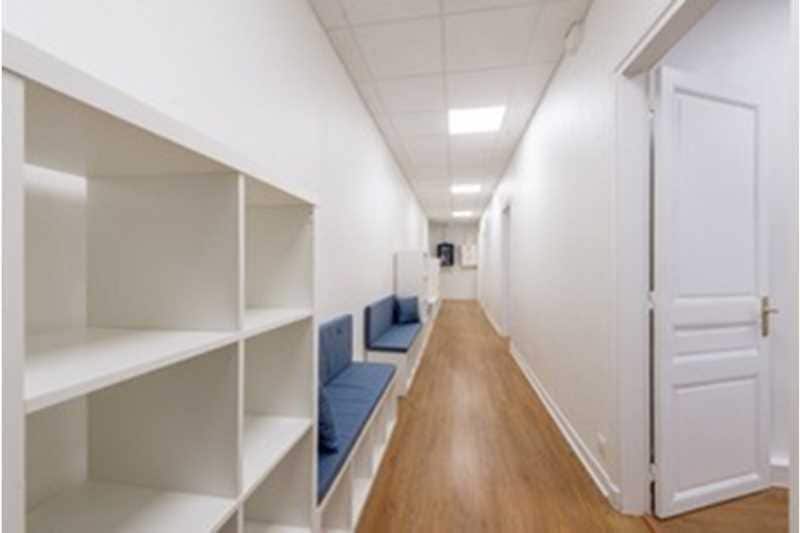 2 Square Trudaine, Paris for lease - Interior Photo - Image 3 of 5