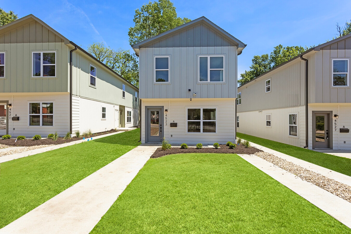 4523 Forest Ave, Kansas City, MO 64110 - Unit B -  - Interior Photo - Image 1 of 24