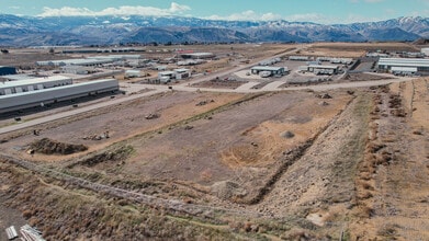 501 Urban Industrial Way, East Wenatchee, WA - AERIAL  map view