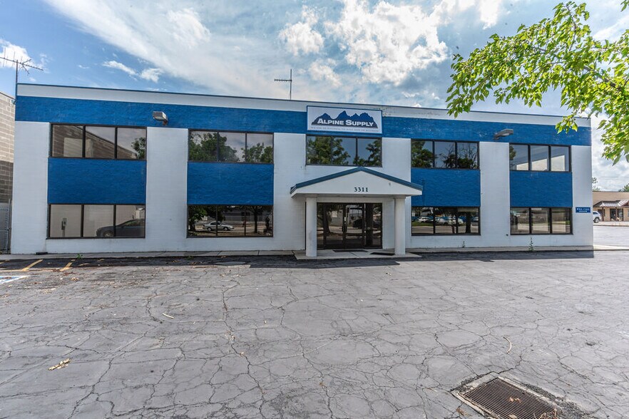 3311 W Parkway Blvd, West Valley City, UT à vendre - Photo principale - Image 1 de 31