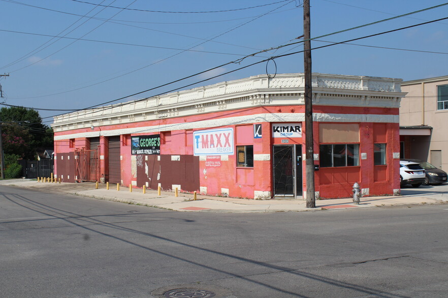 1000 Cincinnati Ave, San Antonio, TX à louer - Photo du b timent - Image 2 de 11