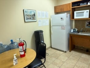 10019 Main St, Houston, TX for lease Building Photo- Image 2 of 17