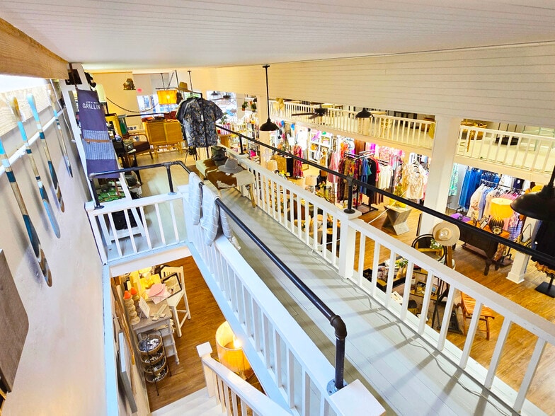 223 Middle St, New Bern, NC for sale - Interior Photo - Image 3 of 7