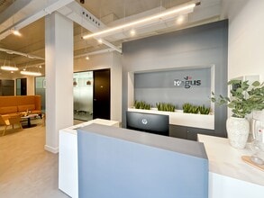 Calle Almutamid, 6, Camas, Sevilla for lease Interior Photo- Image 2 of 25