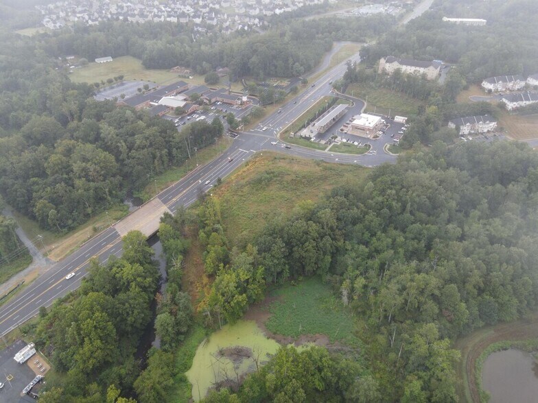 Port Aquia Dr Port Aquia Dr & Richmond Hwy, Stafford, VA à vendre - Aérien - Image 2 de 10