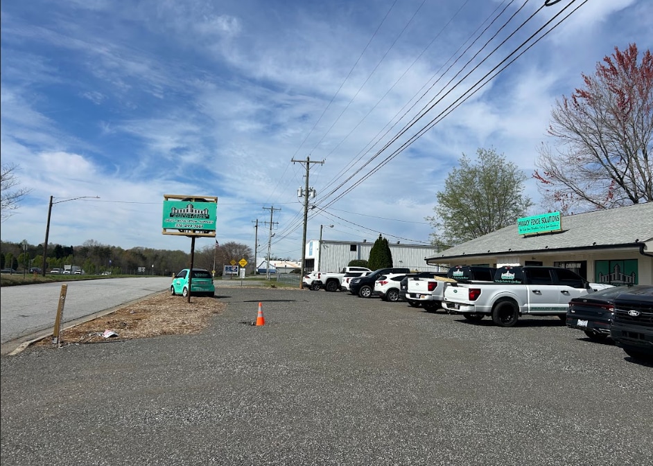 3439 Myer Lee Dr, Winston-Salem, NC à louer Photo intérieure- Image 1 de 9