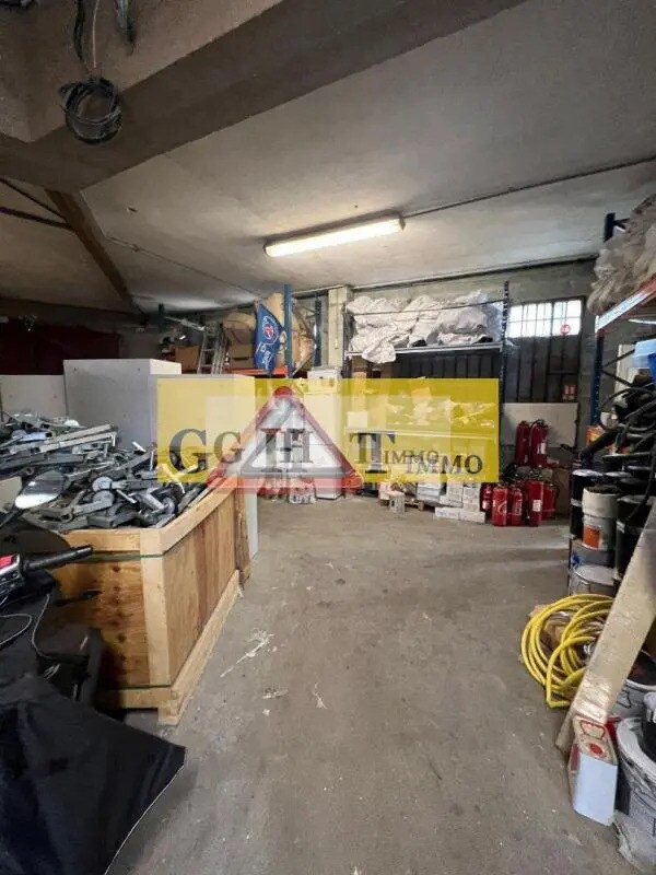 Industriel dans Vitry-sur-Seine à vendre Photo du bâtiment- Image 1 de 10