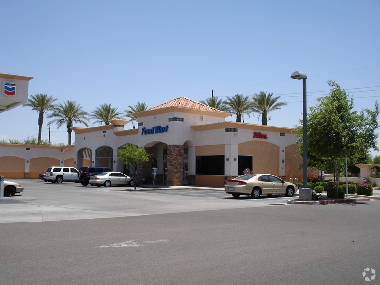 1990 S Alma School Rd, Chandler, AZ for lease - Building Photo - Image 3 of 3