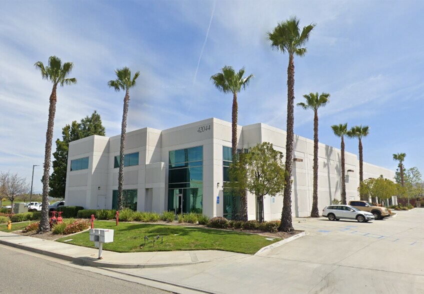 42044 Winchester Rd, Temecula, CA à louer - Photo du bâtiment - Image 2 de 7
