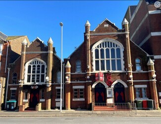 Plus de détails pour 10 High St, Worthing - Commerce de détail à louer