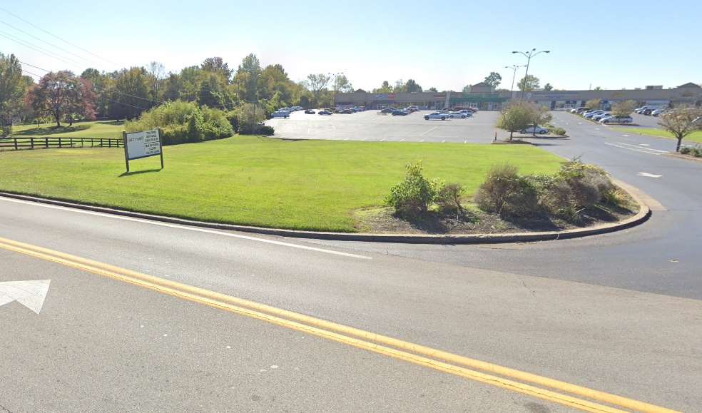 7813 Beulah Church Rd, Louisville, KY for lease - Building Photo - Image 3 of 7