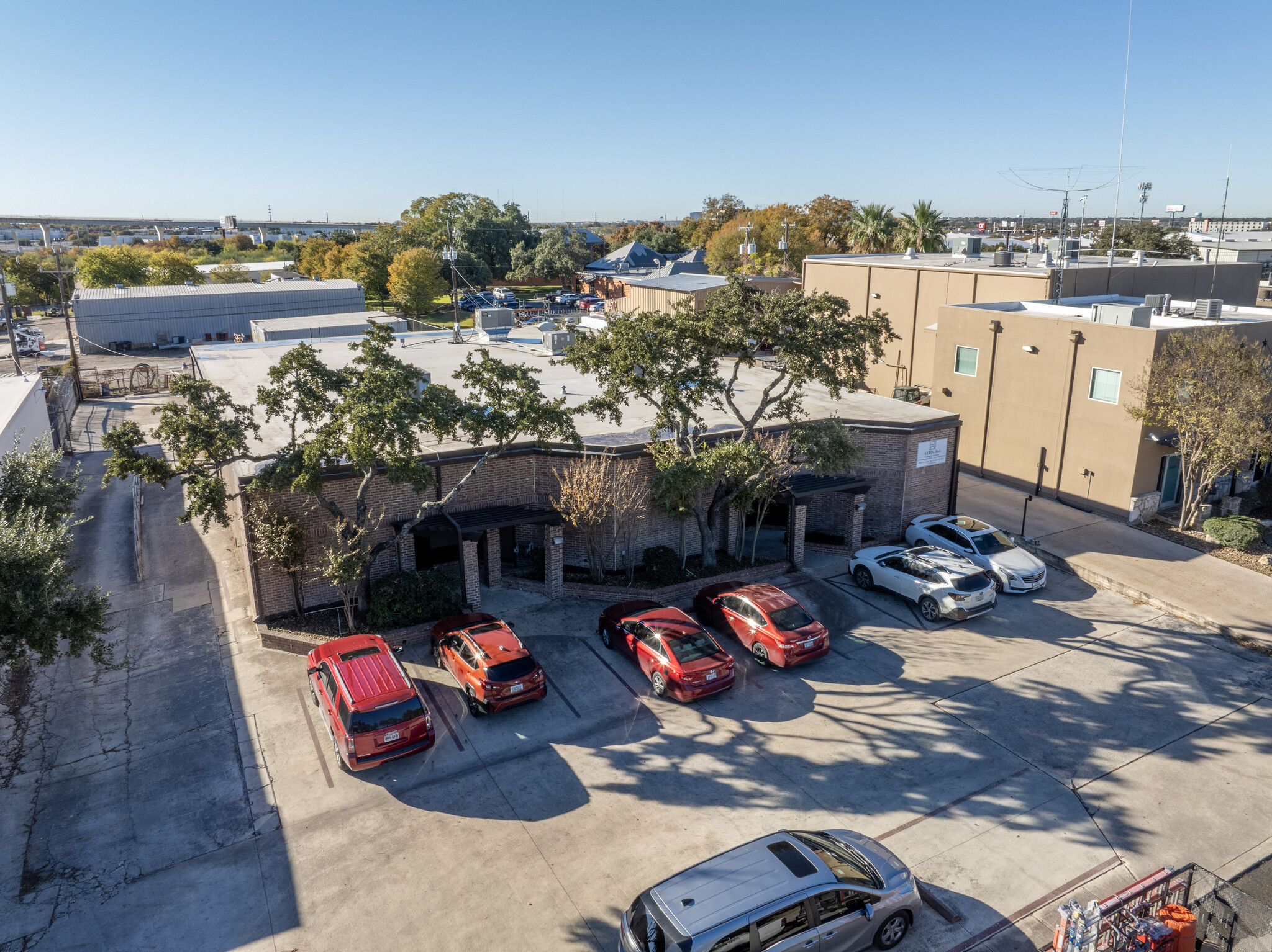 4402-4406 Centergate St, San Antonio, TX à louer Photo du bâtiment- Image 1 de 10