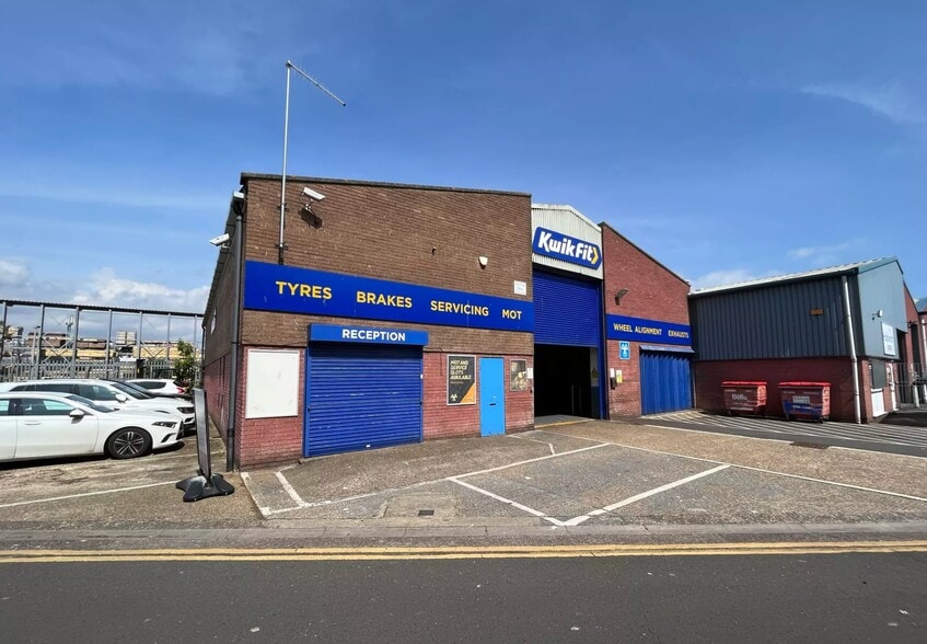 Airfield Way, Christchurch for lease - Building Photo - Image 3 of 21