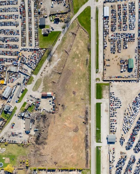 1825-1855 Gore Rd portfolio of 2 properties for sale on LoopNet.ca - Aerial - Image 3 of 4