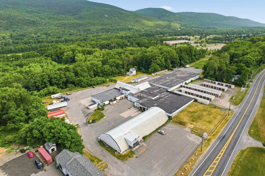8085 Route 209, Ellenville, NY à vendre - Photo du bâtiment - Image 2 de 22