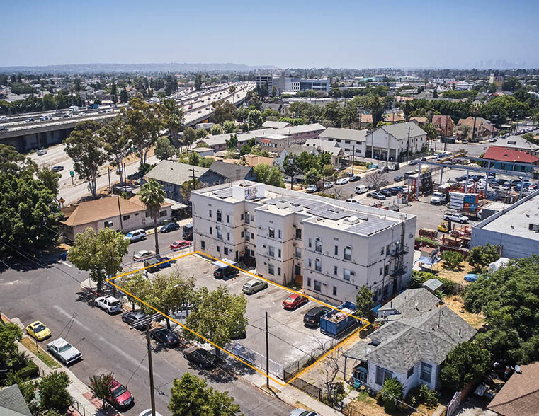 1627 Oak St, Los Angeles, CA à vendre - Photo du bâtiment - Image 1 de 1