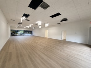 5400 S University Dr, Davie, FL à louer Photo intérieure- Image 2 de 2